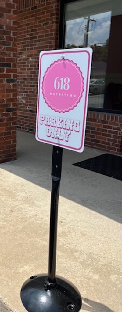 Maxmetal Signs Photo